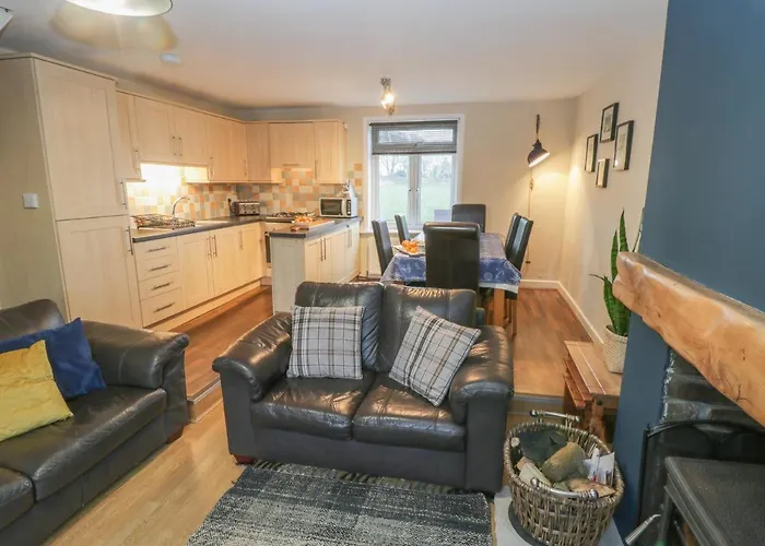 Mulgrave Cottage